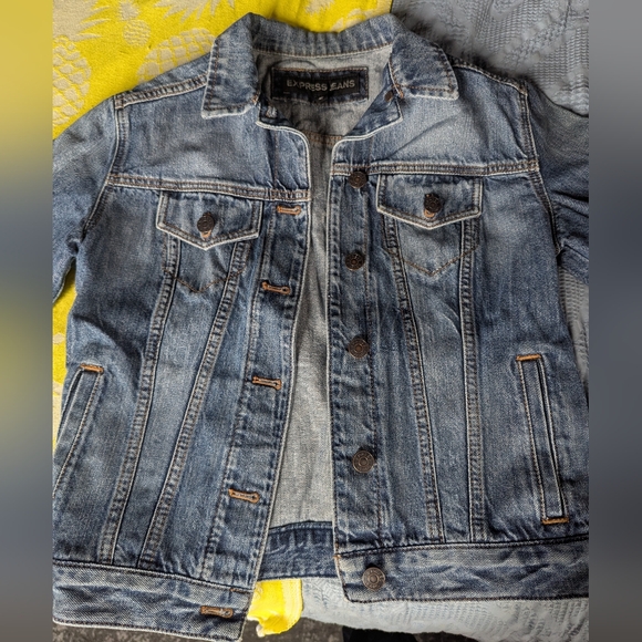 EXPRESS💙Denim Jean Jacket - Picture 3 of 4